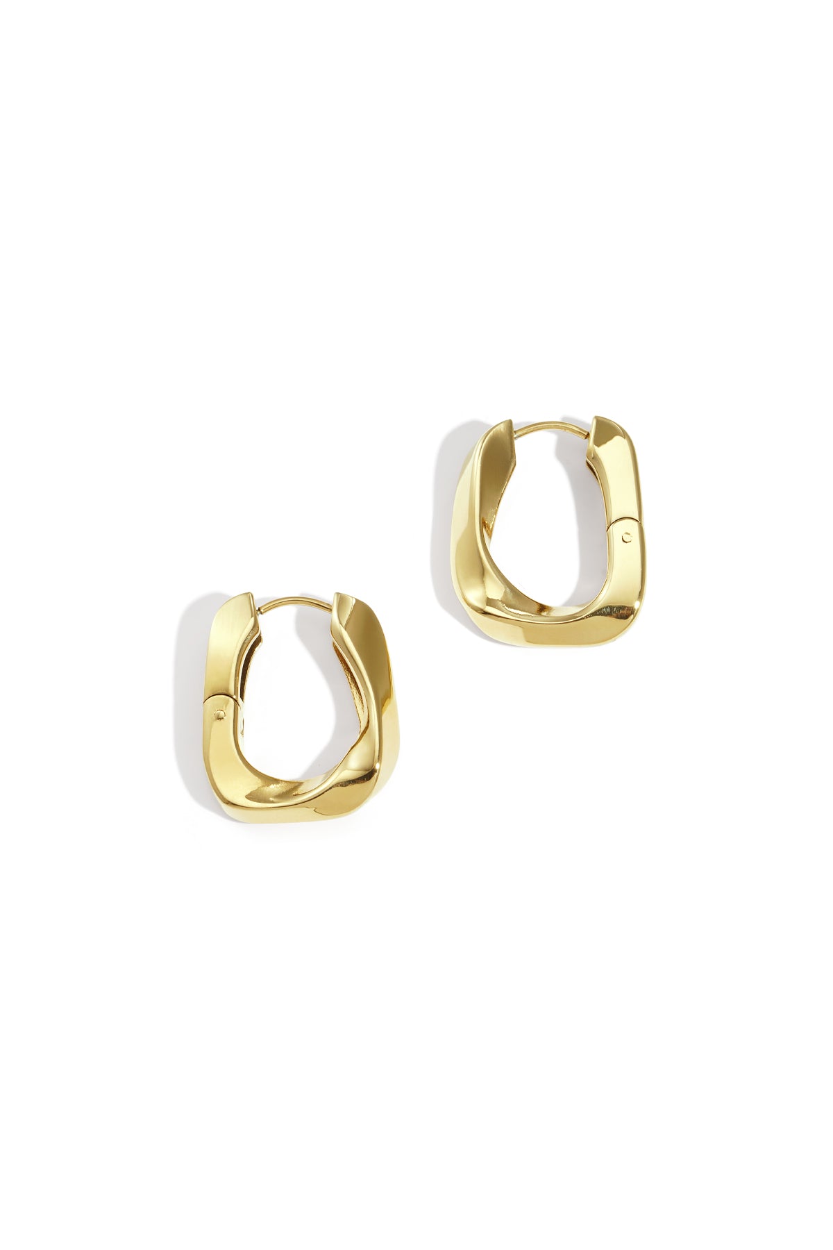 Rectangular twisted hoop earrings